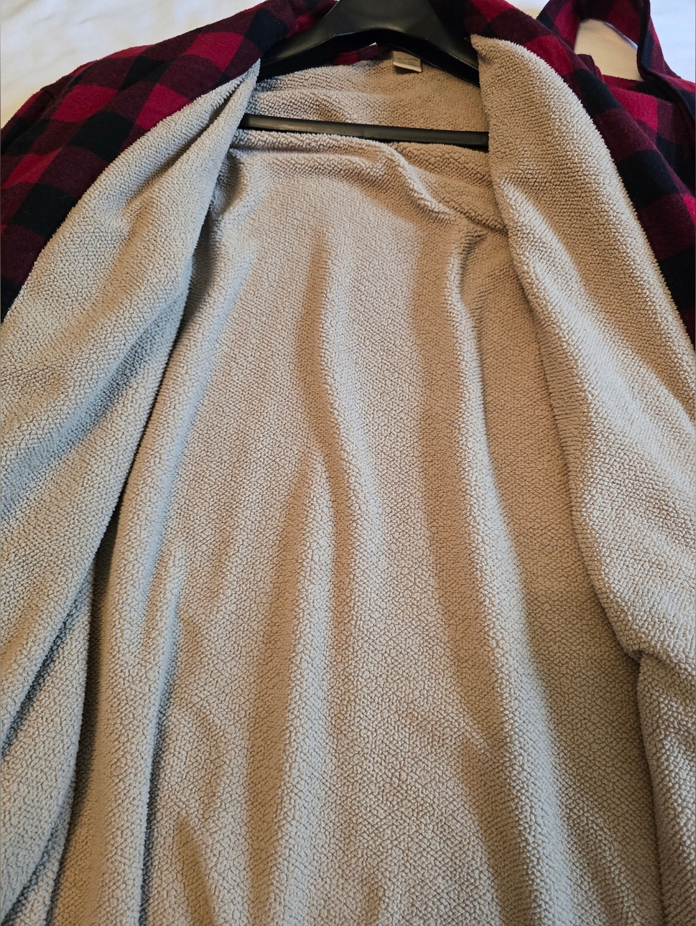 L.L. Bean Red & Black Buffalo Plaid Robe, XXL Tall - Picture 4 of 5